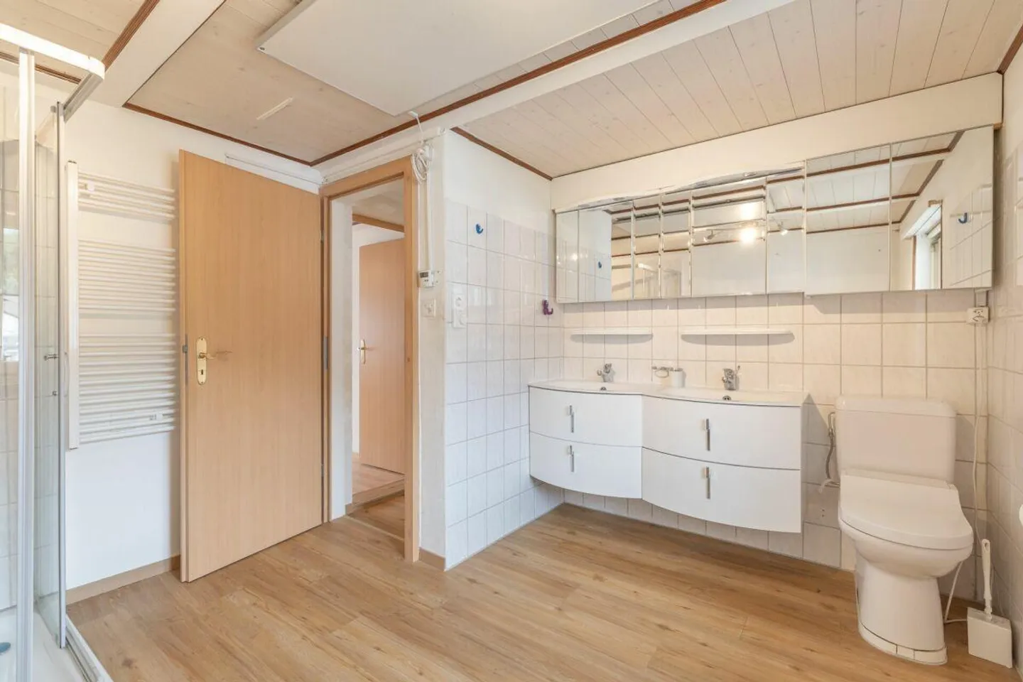 3.5-Room Corner House with Garden - Photo 8 of 13