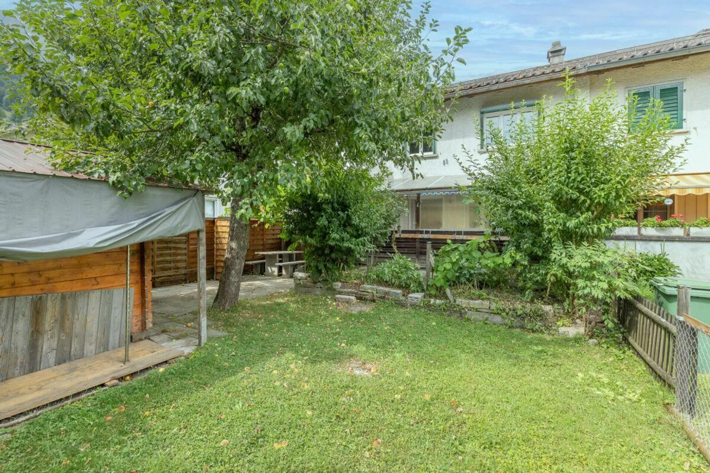 3.5-Room Corner House with Garden - Photo 12 of 13
