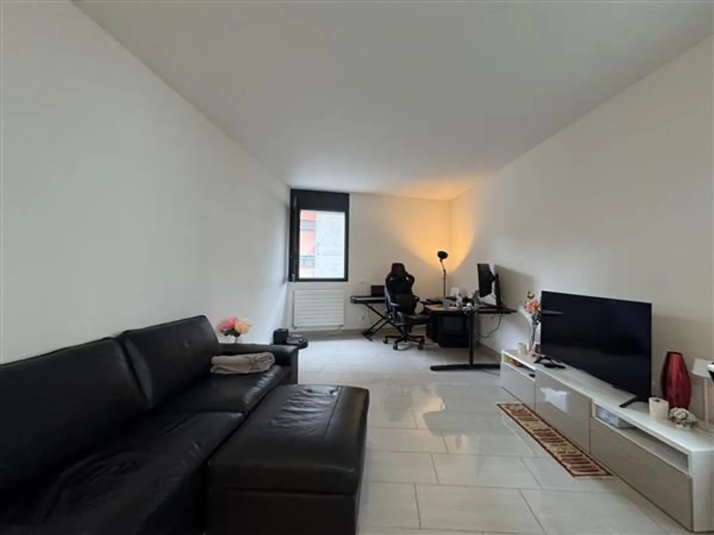Lugano: Einkommensgenerierende Wohnung 2.5 Zimmer - Foto 2 von 6