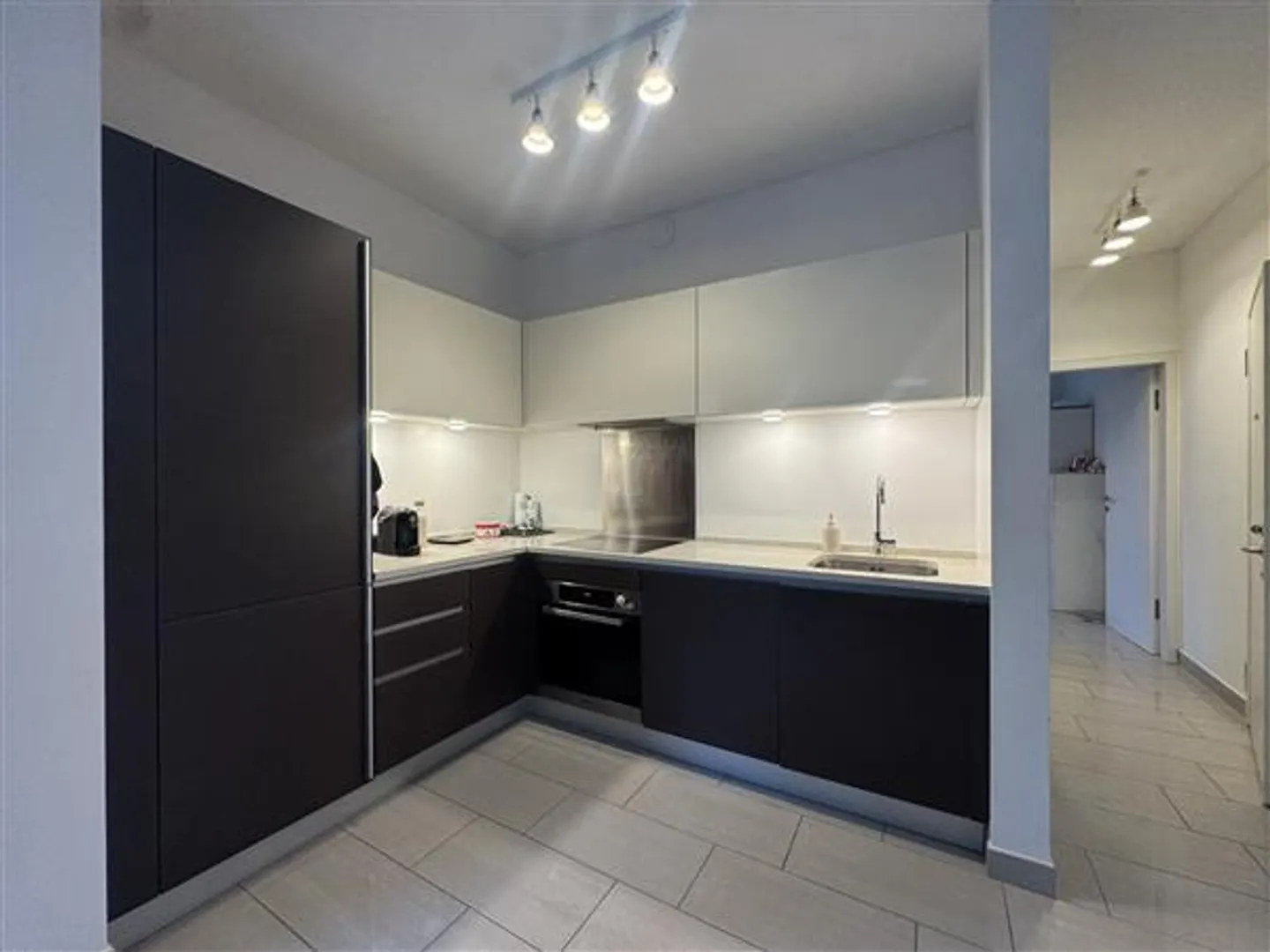 Lugano: Einkommensgenerierende Wohnung 2.5 Zimmer - Foto 3 von 6