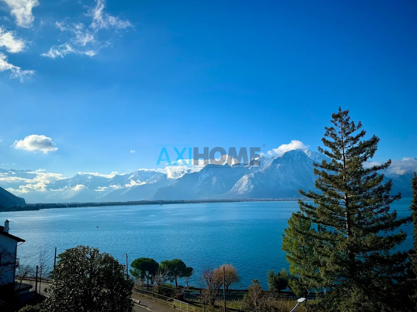 ESCLUSIVO, a pochi passi dal lago con vista eccezionale - Foto 2 di 18