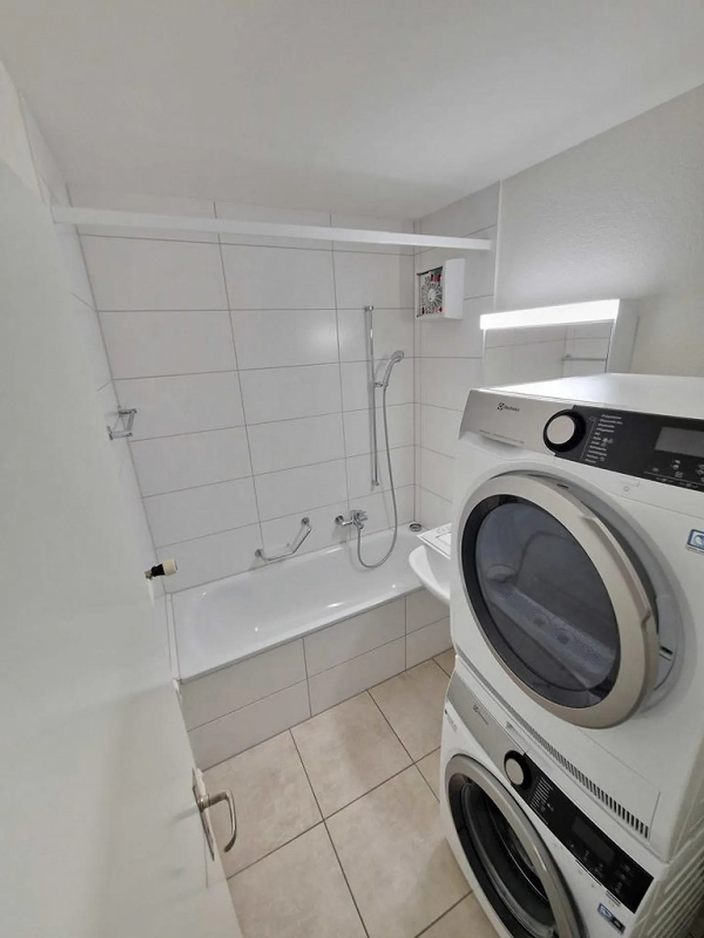 Großzügige Wohnung mit Rheinblick - Foto 4 von 11