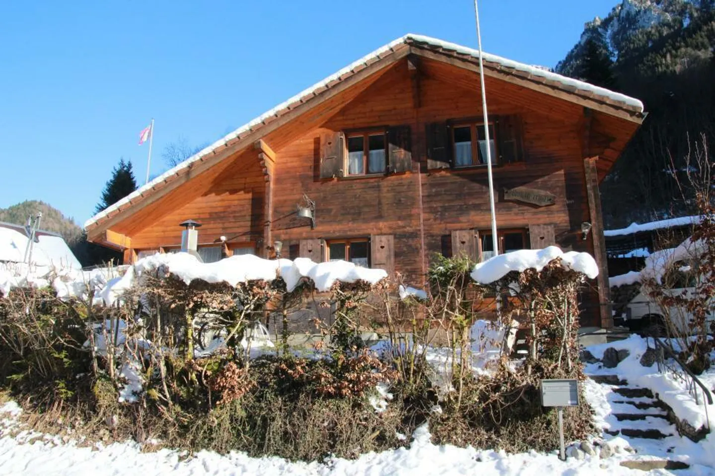 Grande chalet di 5 1/2 locali di circa 136 m2 di superficie abitabile su un lotto paesaggistico di 7 - Foto 8 di 13