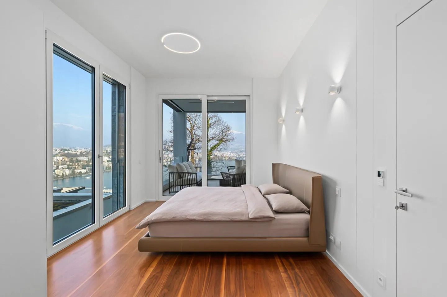 Chices Apartment mit Seeblick - Foto 5 von 13