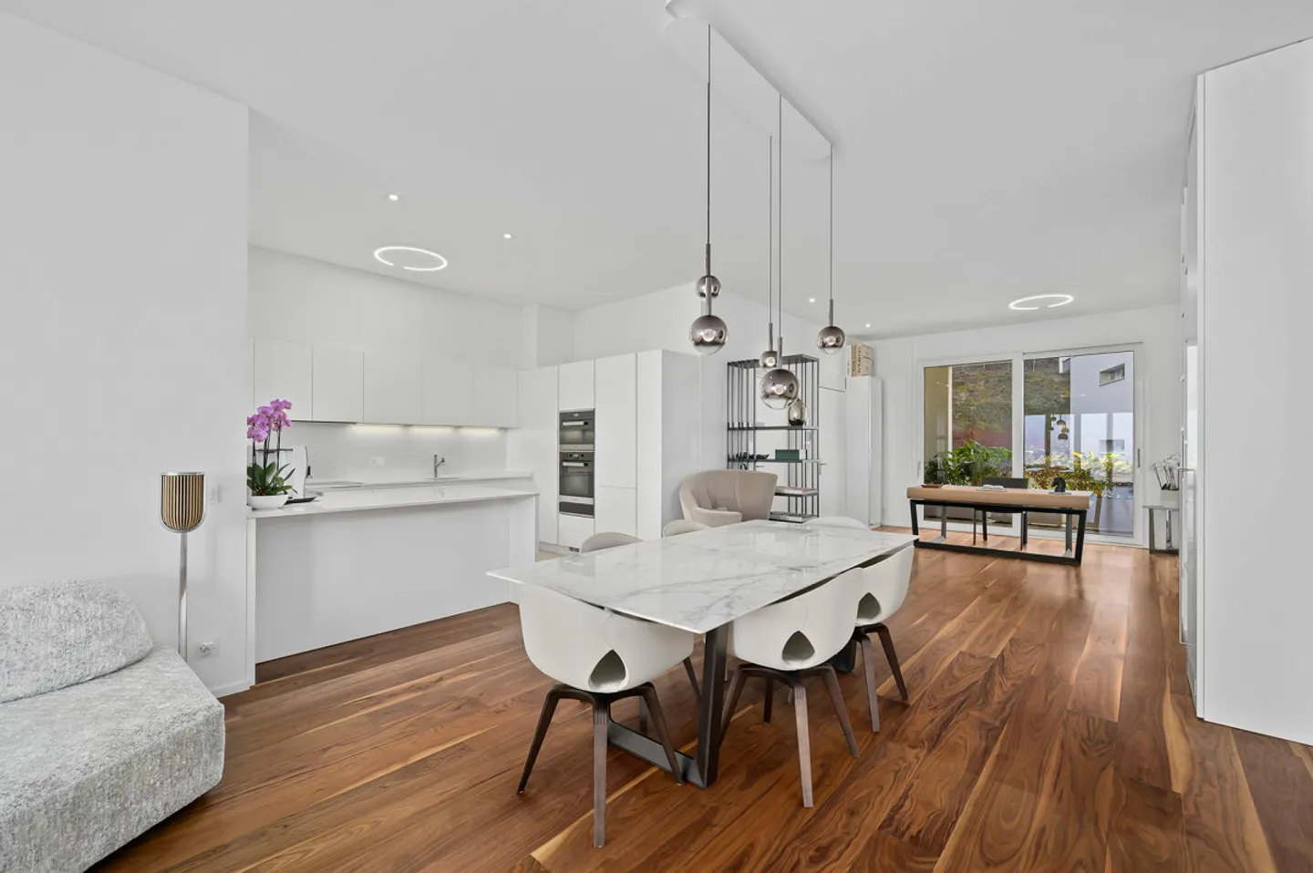 Chices Apartment mit Seeblick - Foto 11 von 13