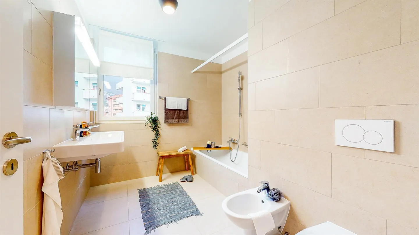 Residenza Morettina: modern mit Balkon, sucht Nachmieter - Foto 8 von 11