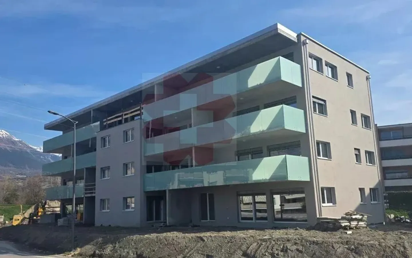 Penthouse 4.5 rooms near Sion - Photo 1 of 8