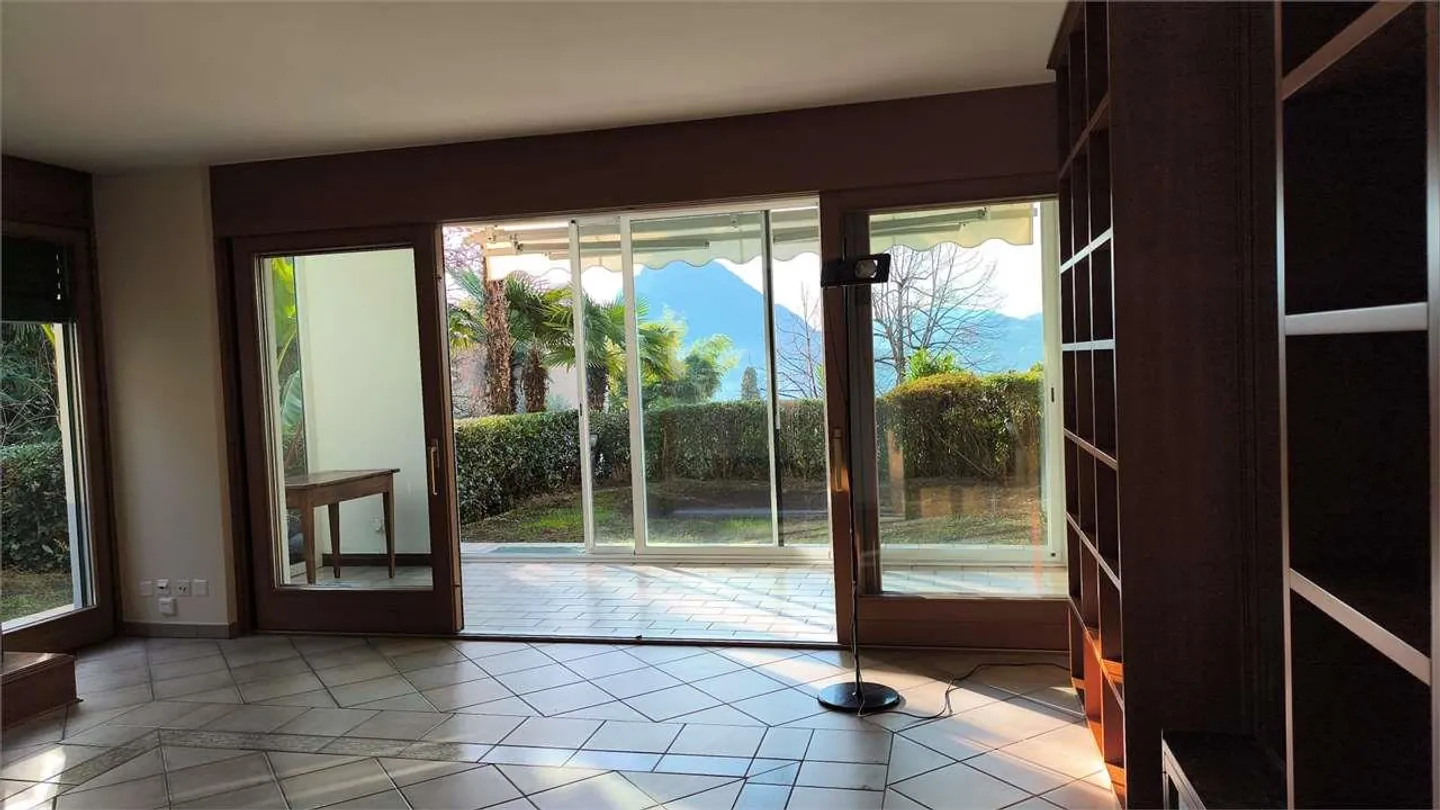 Albonago-Ruvigliana - Élégant 4.5 Pièces Vue Lac avec Jardin Privé - Photo 1 sur 13