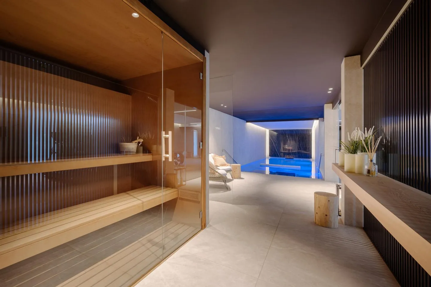 Elegantes Doppelhaus - Foto 5 von 13