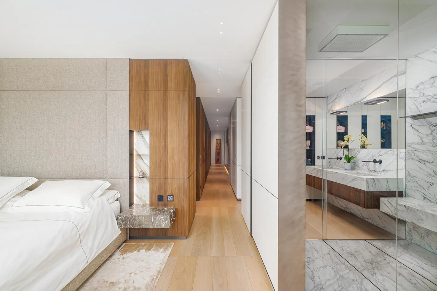 Elegantes Doppelhaus - Foto 9 von 13