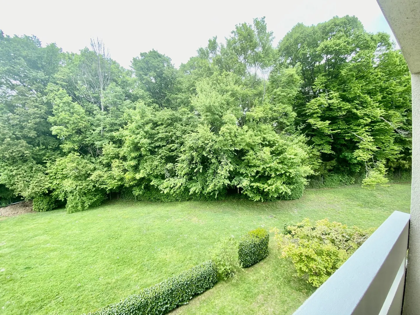 Apartment for rent - Photo 3 of 8