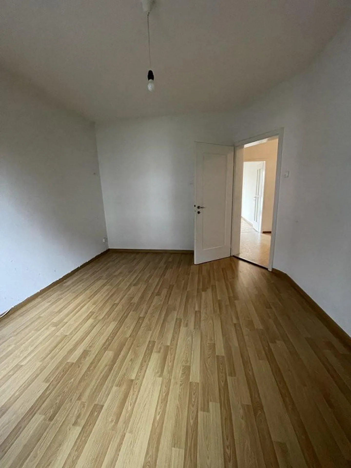 Belle appartement de 3 pièces dans un emplacement central - Photo 6 sur 8