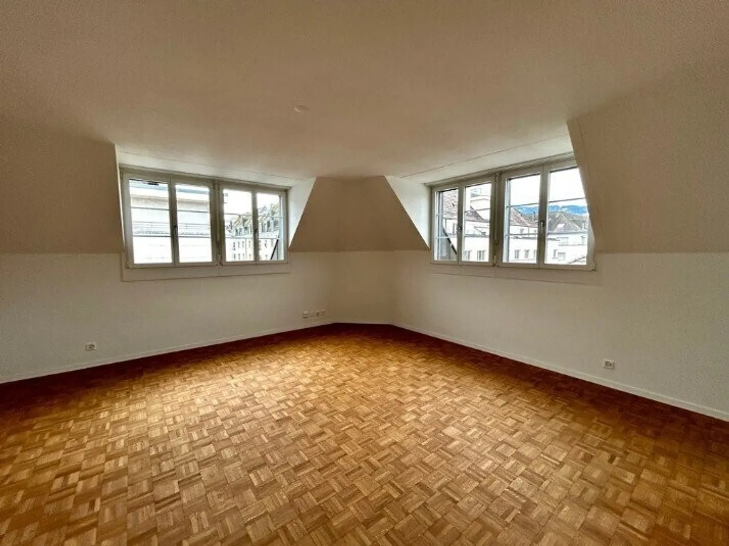 Incantevole appartamento duplex 2.5 nel centro città - Foto 1 di 10