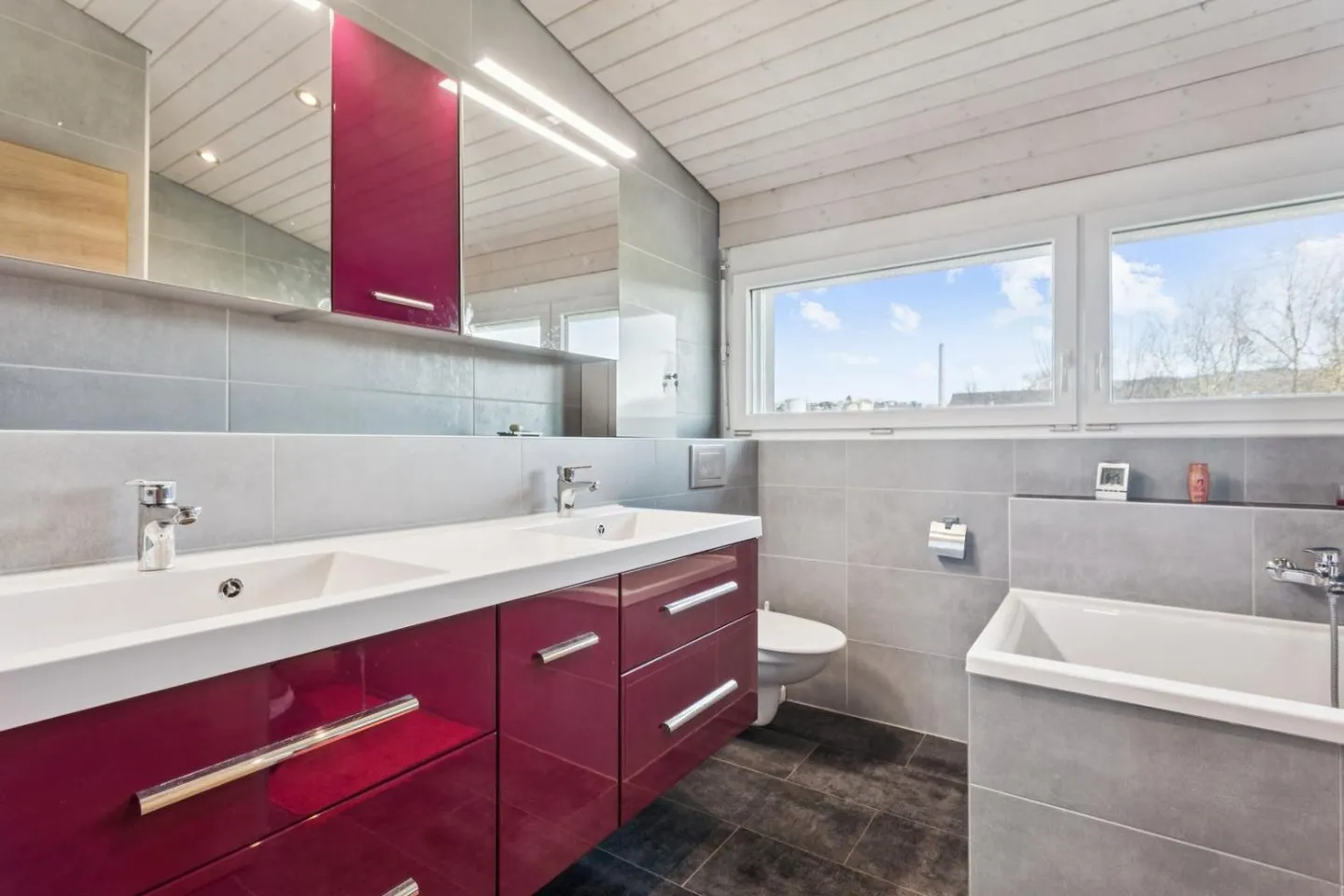 Geräumiges Einfamilienhaus - Foto 7 von 10