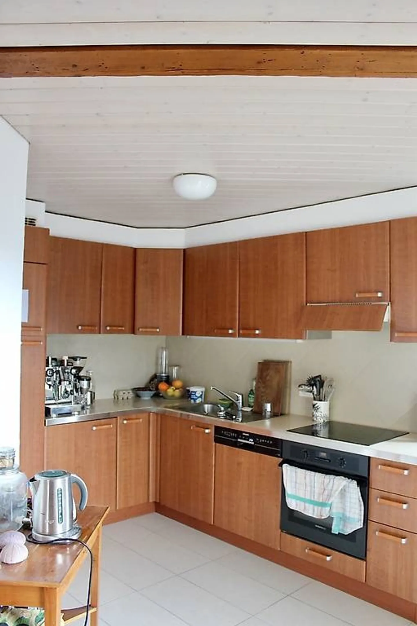 Charmant attique 2.5p au centre de Lausanne - Photo 2 sur 7