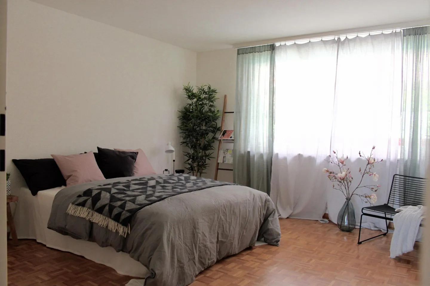 Charming 3½-room apartment with balcony and garage in Umiken - Photo 5 of 6