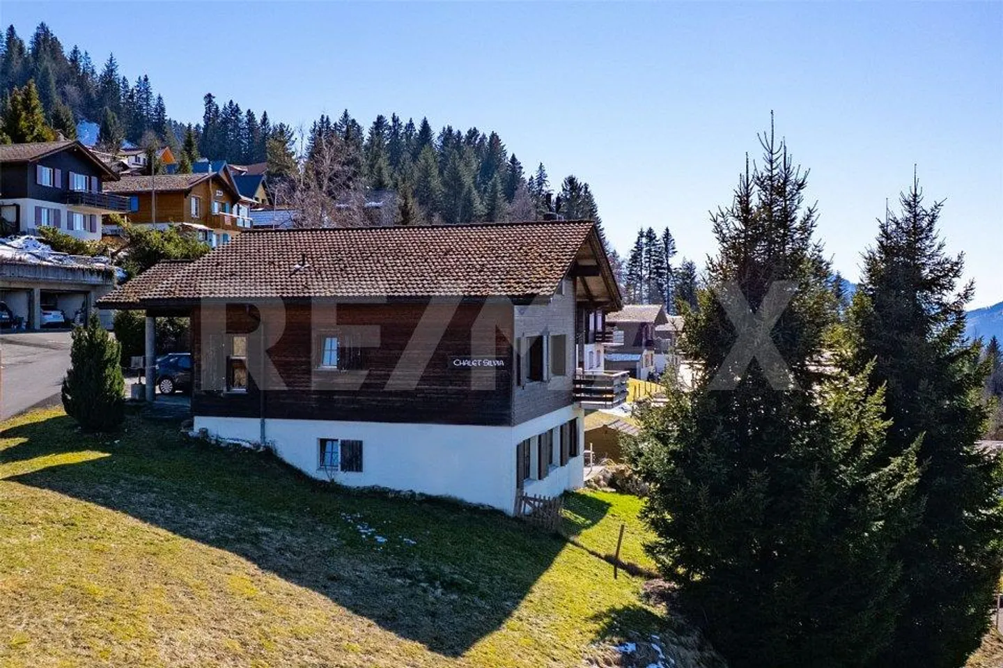 4-room house - Photo 1 of 13