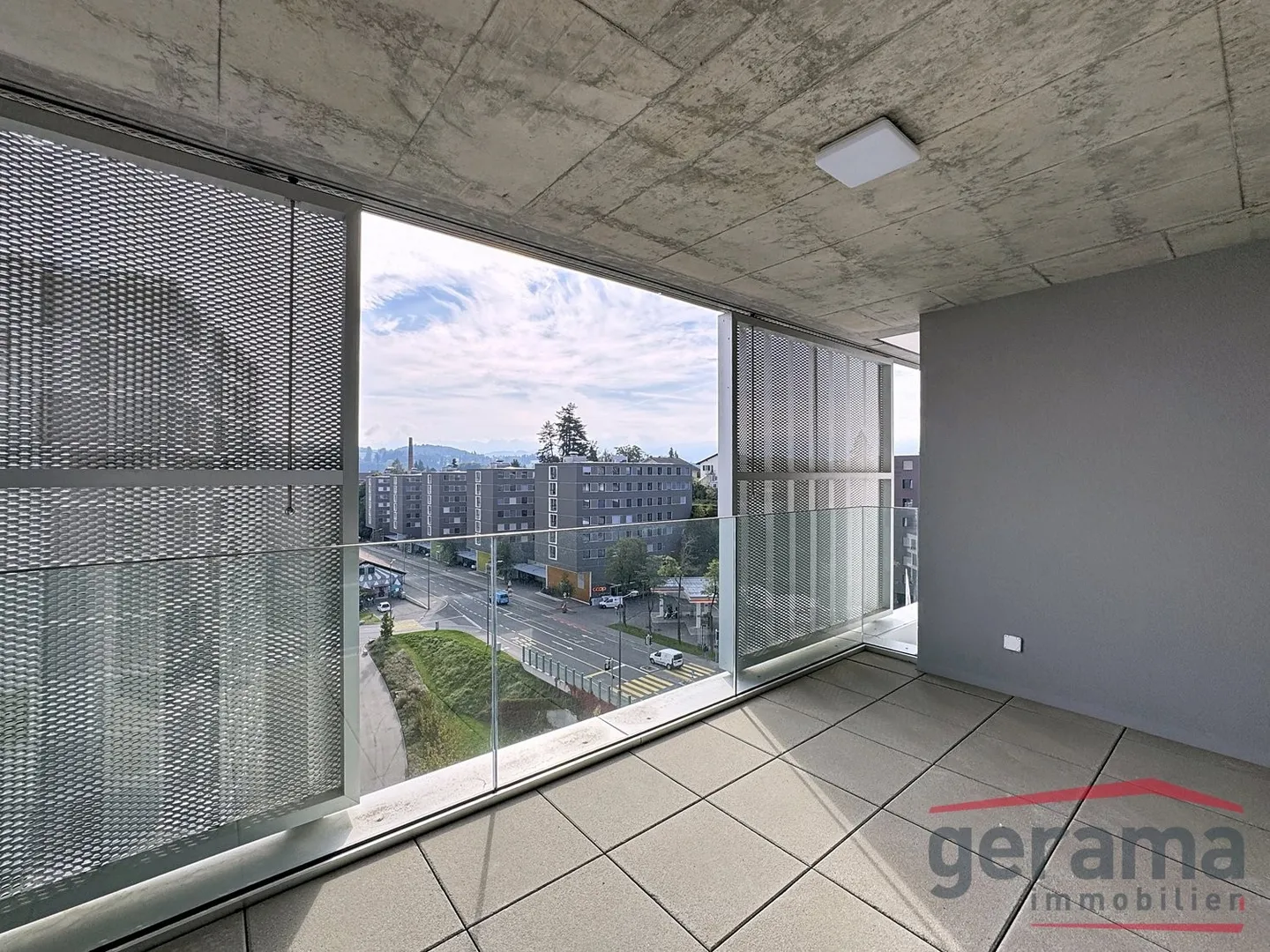 Appartement moderne avec balcons - Photo 6 sur 7