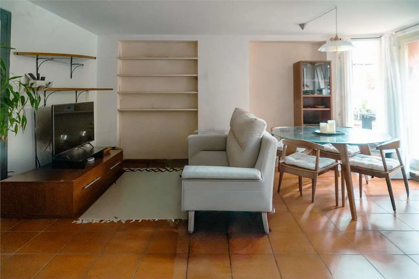 Propriété Plurifamiliale avec Espaces Polyvalents à Breno - Photo 13 sur 13