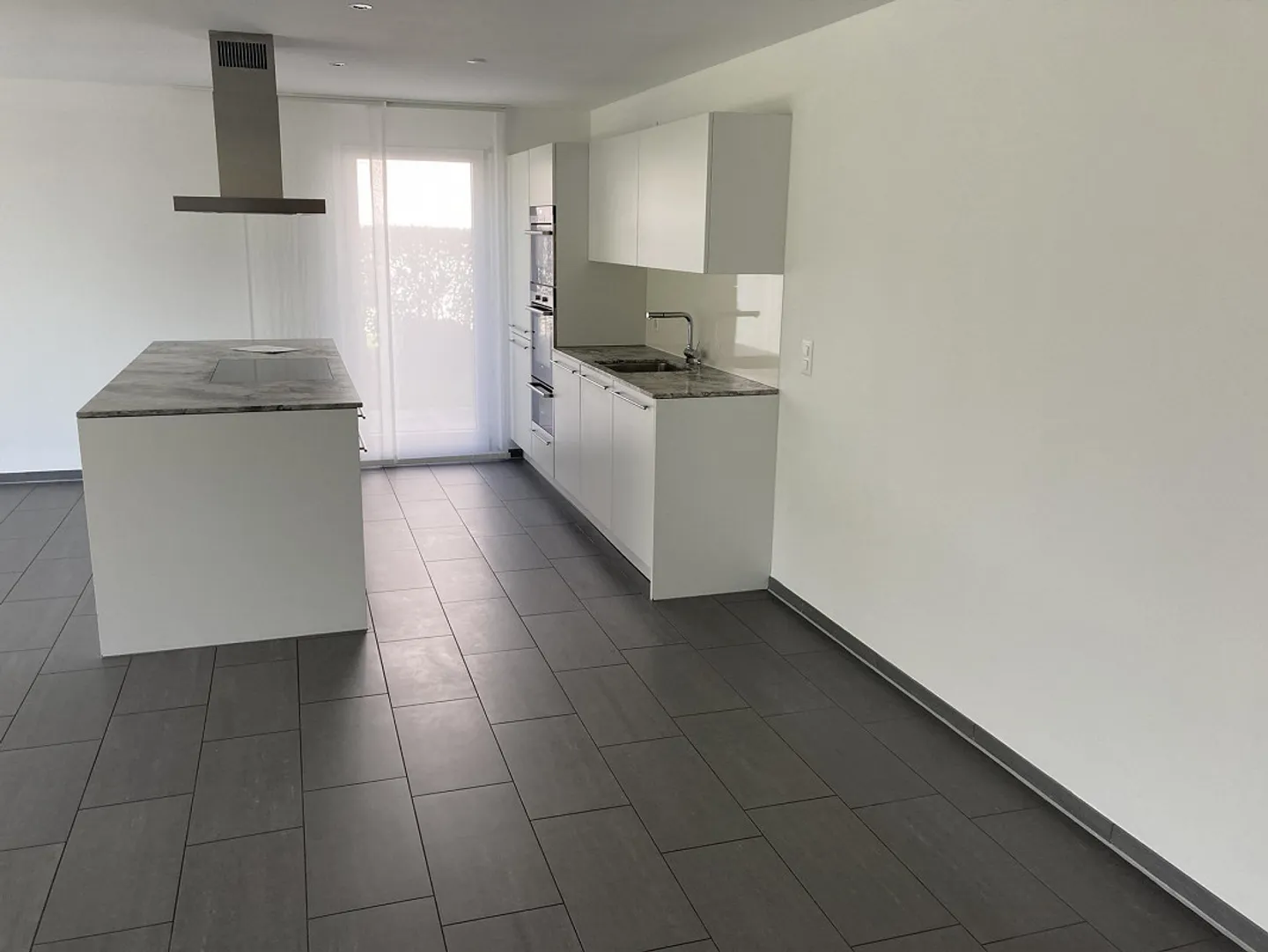 "Nachmieter gesucht für moderne 4.5-Zimmer-Wohnung mit Weitblick - Foto 7 von 8