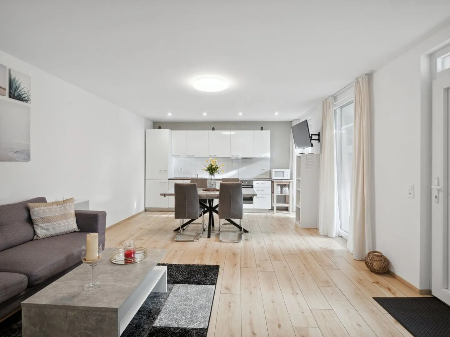 Investimento immobiliare con 4 unità abitative nel soleggiato Ticino - Foto 7 di 13