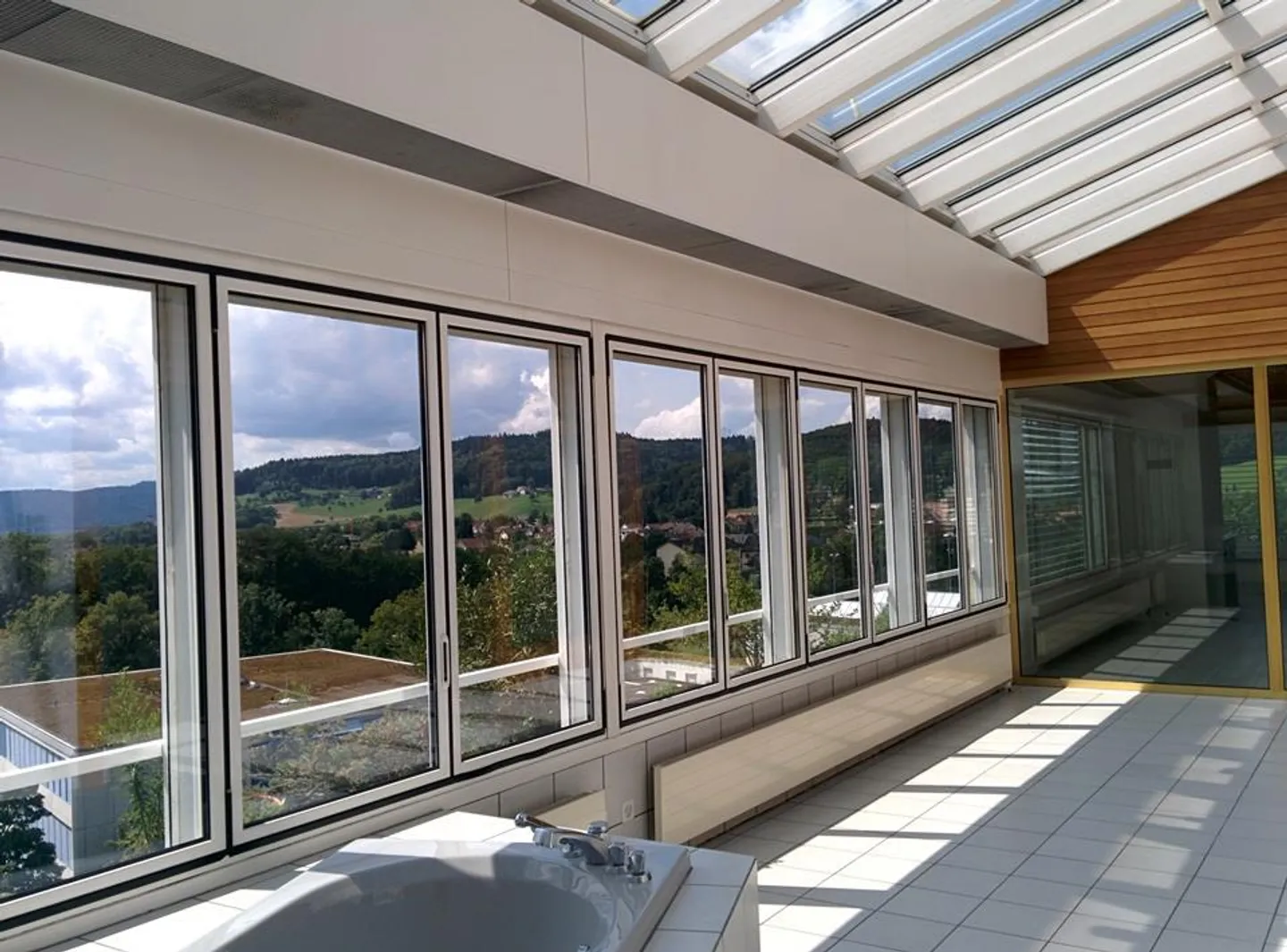 Appartamento 4.5 locali in stile loft, straordinario con vista mozzafiato... - Foto 1 di 6