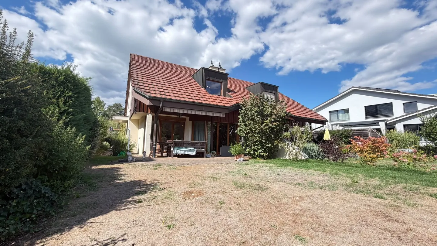 Charmantes Doppelhaus mit Garten - Foto 18 von 22