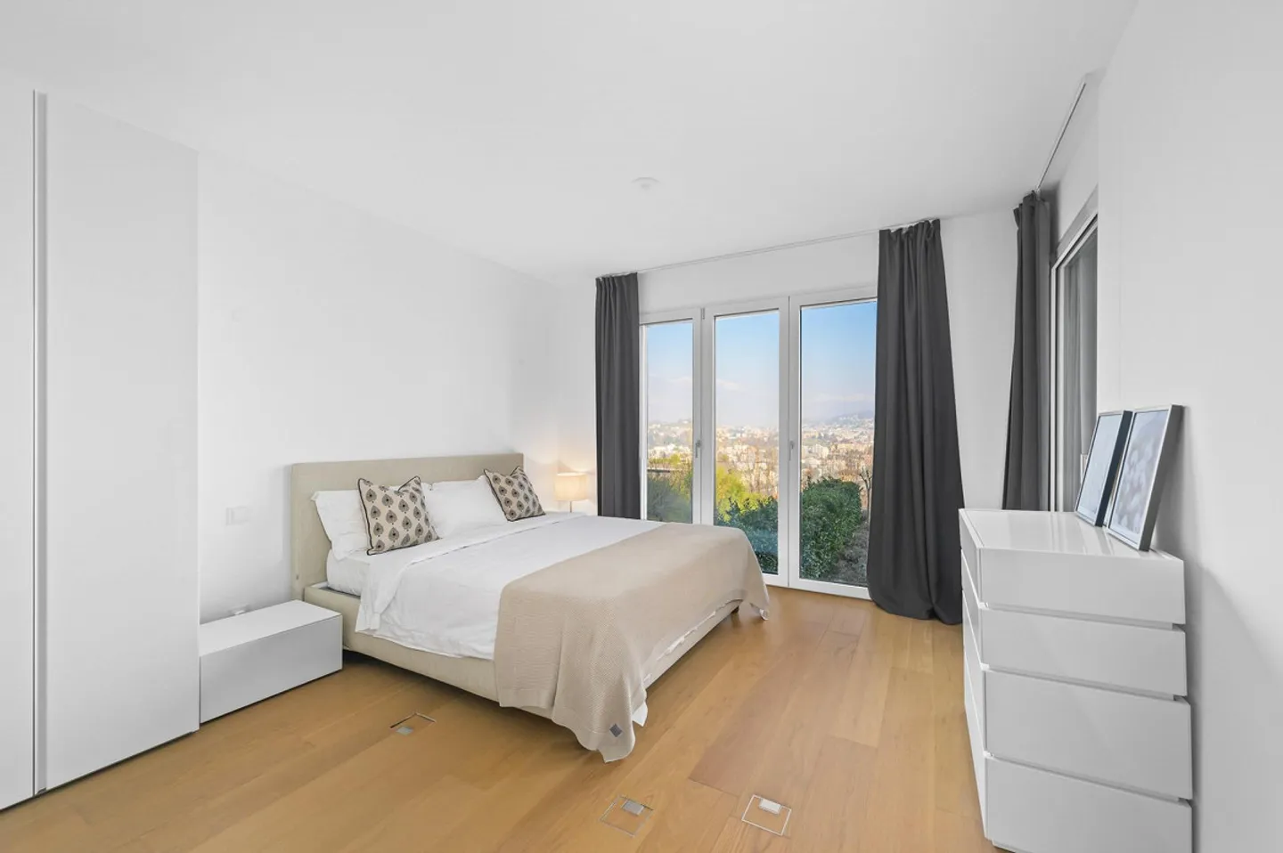 Appartamento di Lusso con Vista Lago - Foto 8 di 10