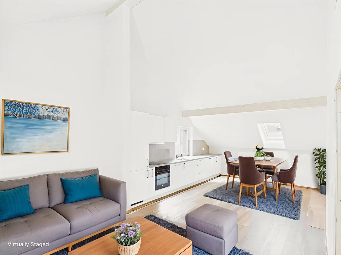 Modern 3.5-room attic apartment in Schleitheim, SG - Photo 1 of 13