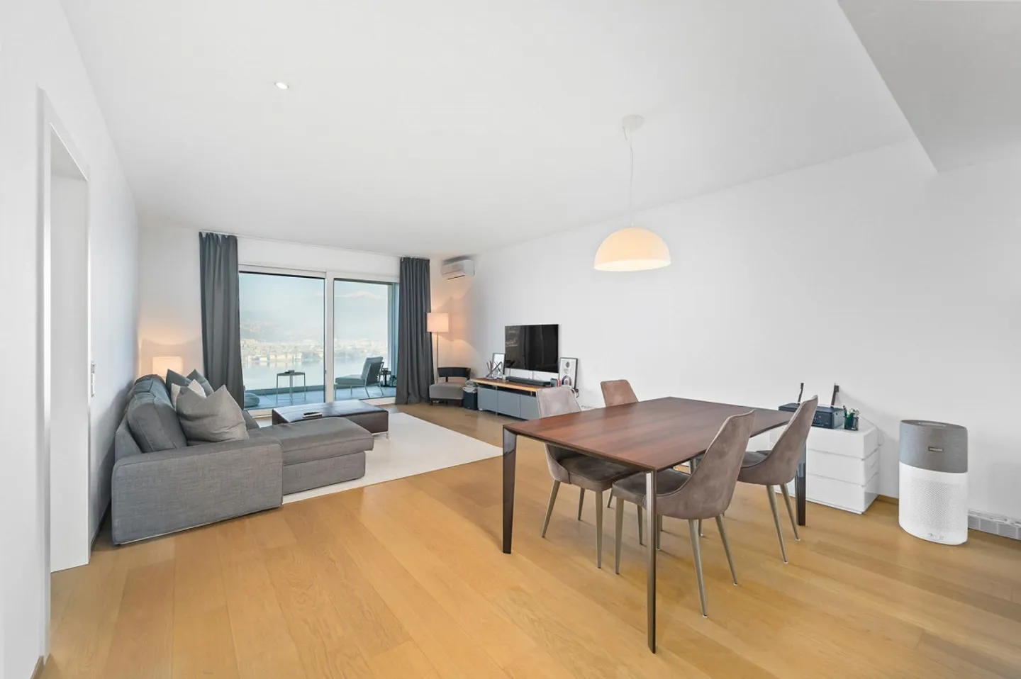 Appartamento di Lusso con Vista Lago - Foto 10 di 10