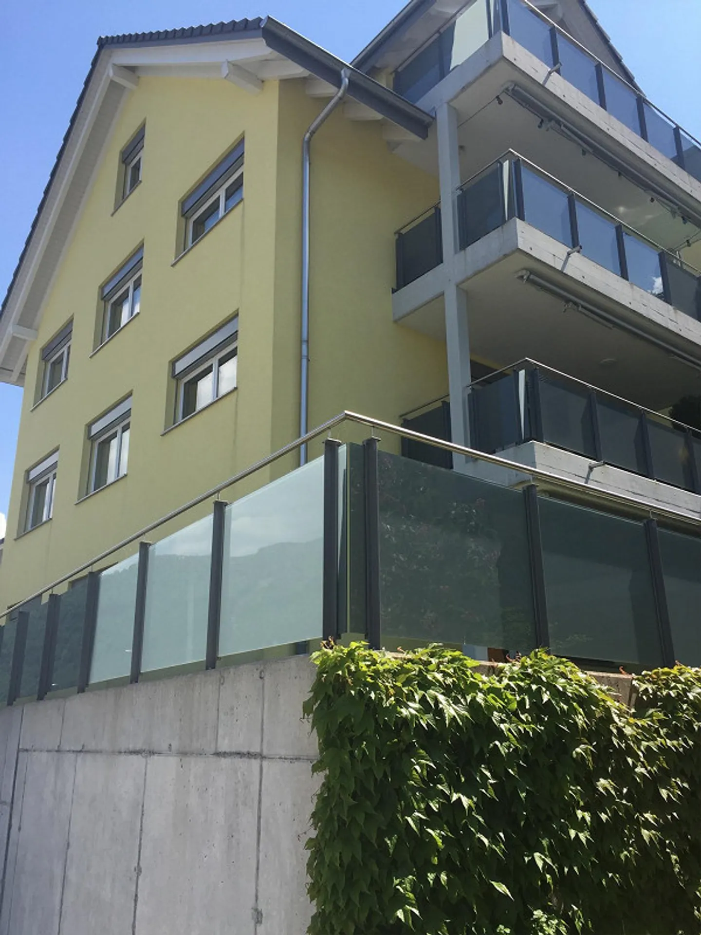 Penthouse mit See- und Bergblick - Foto 1 von 27