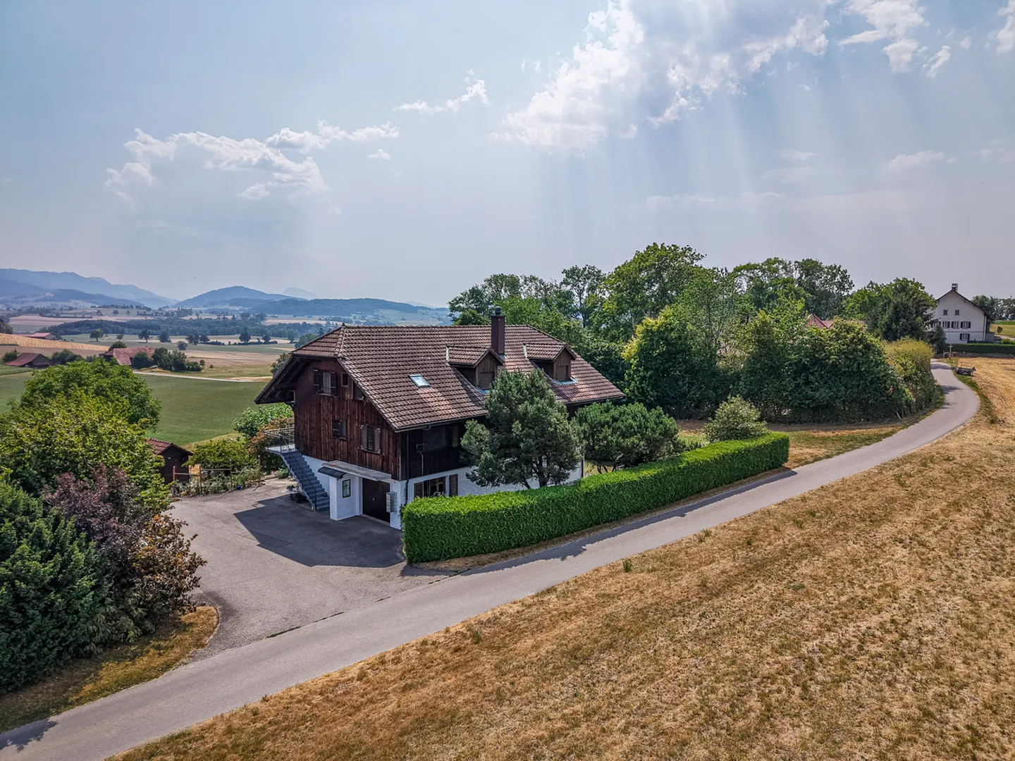 Pierrafortscha - 2.5 Rooms in the Heart of the Fribourg Landscape - Photo 3 of 21