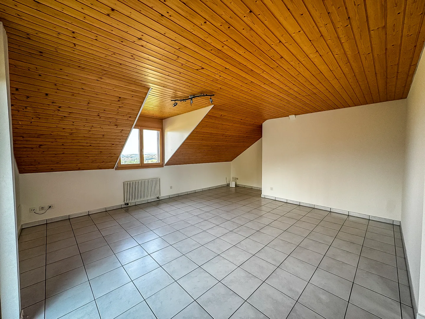Pierrafortscha - 2.5 Rooms in the Heart of the Fribourg Landscape - Photo 6 of 21