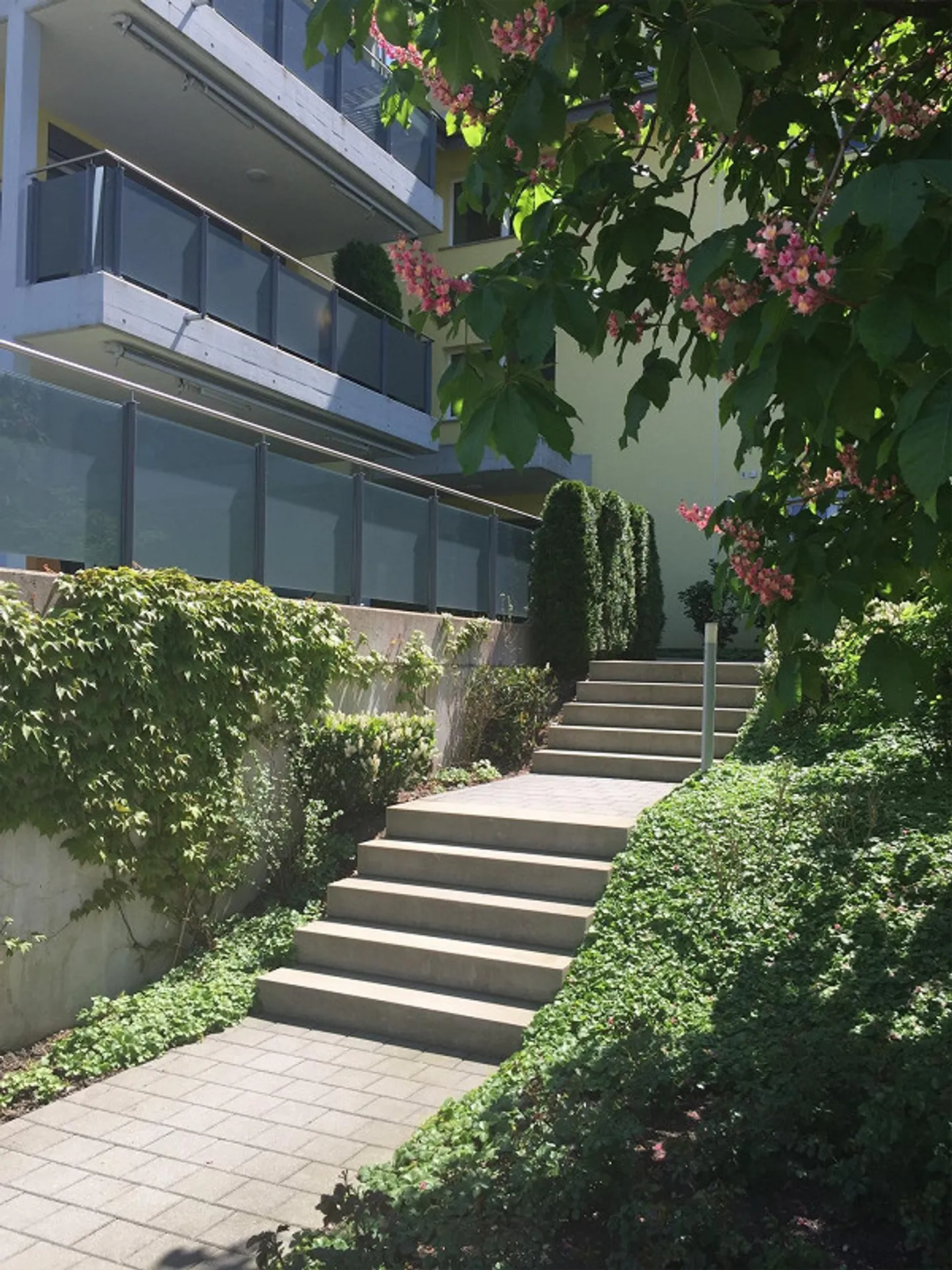 Penthouse mit See- und Bergblick - Foto 3 von 27