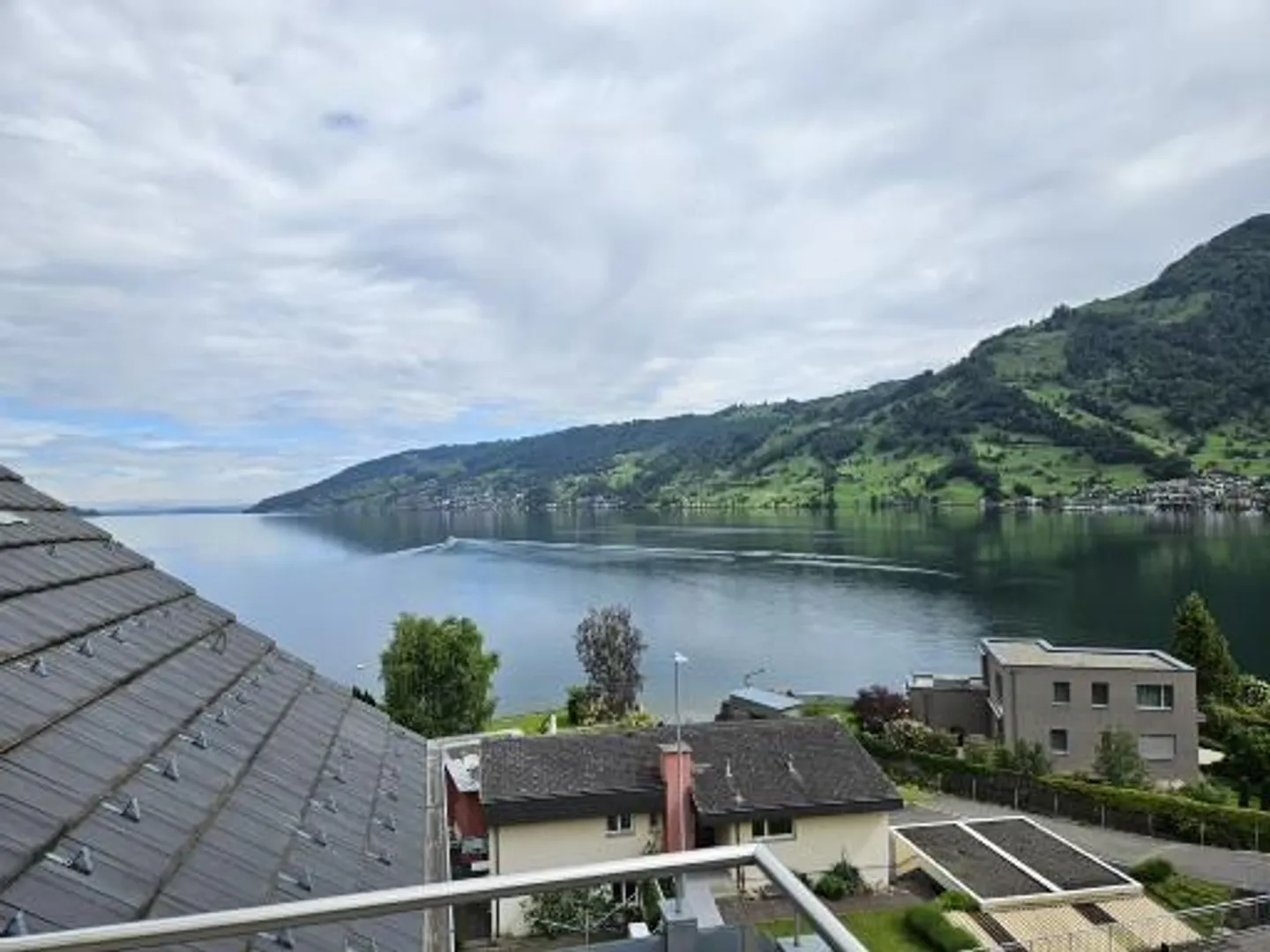 Penthouse mit See- und Bergblick - Foto 6 von 27