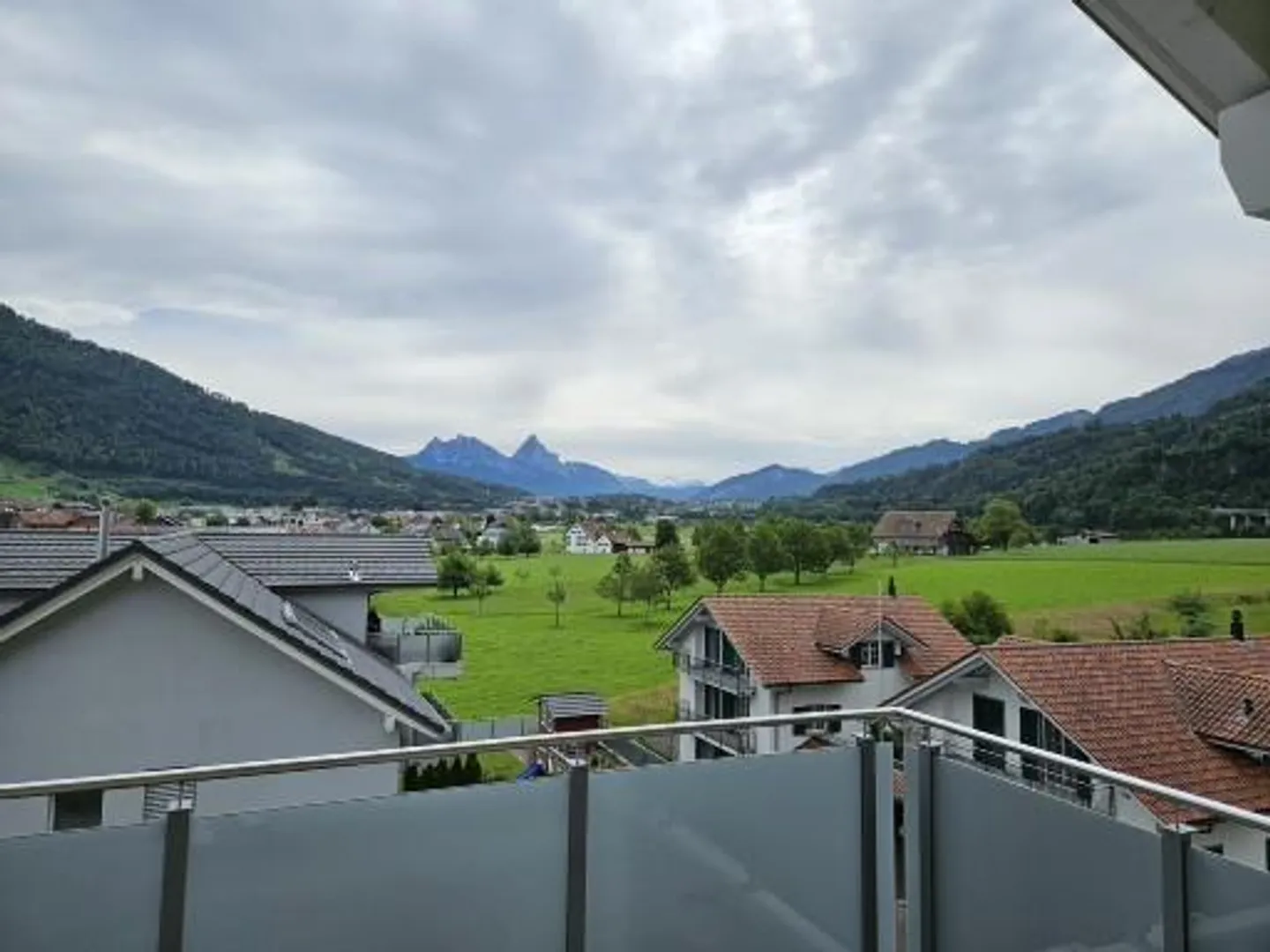 Penthouse mit See- und Bergblick - Foto 8 von 27