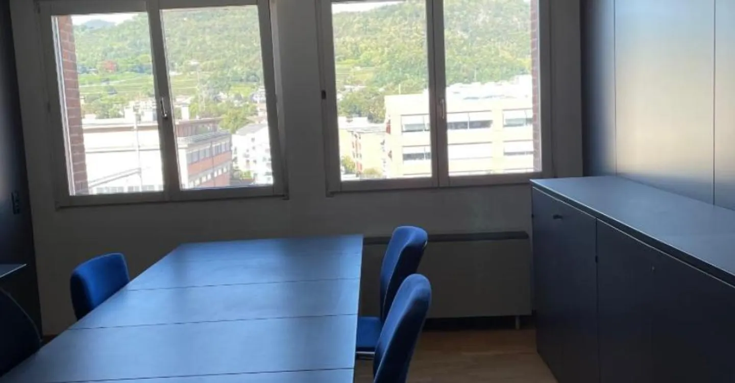 COMFORTABLE OFFICES IDEAL FOR YOUR BUSINESS - Photo 3 of 9