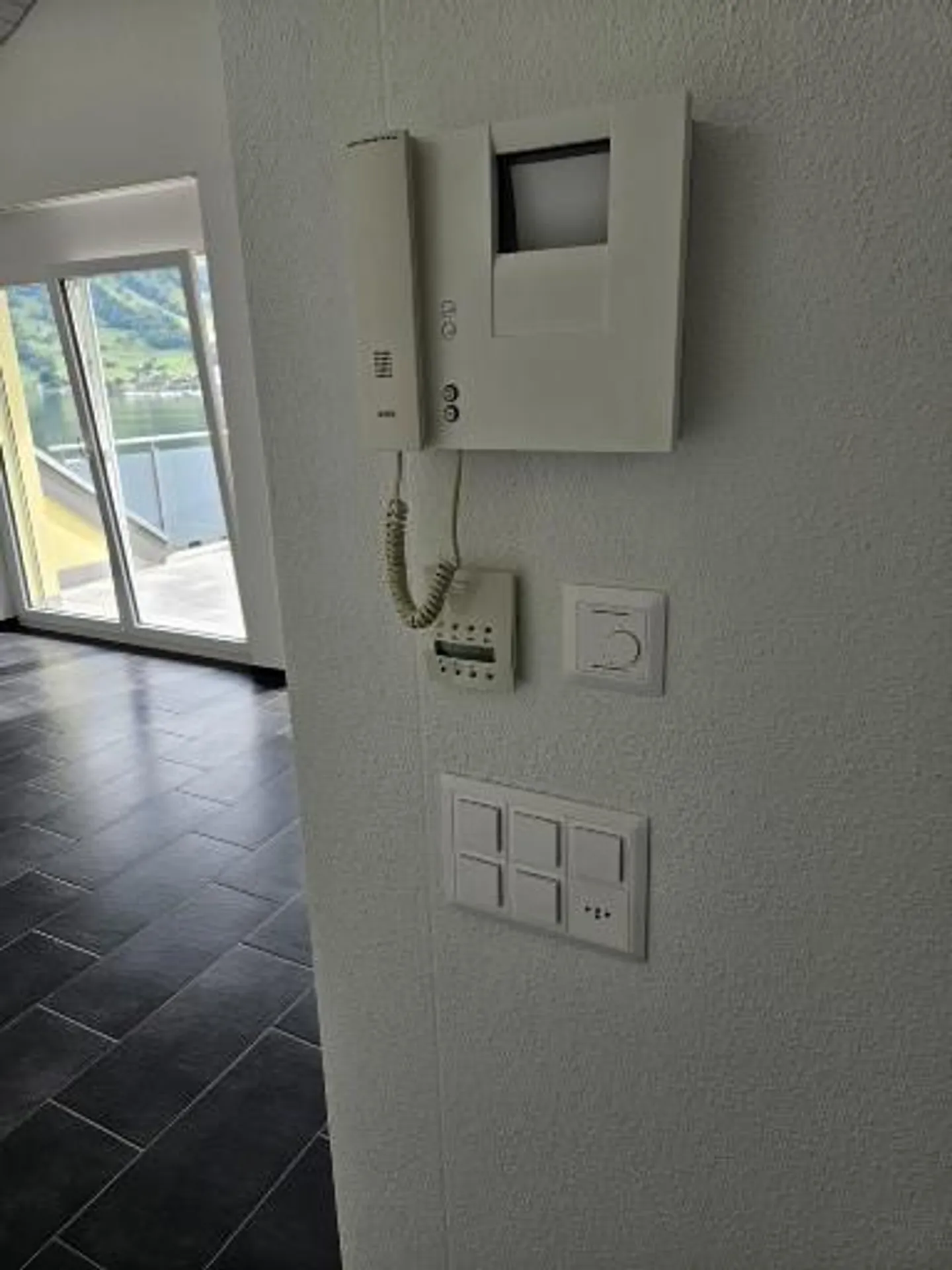 Penthouse mit See- und Bergblick - Foto 16 von 27