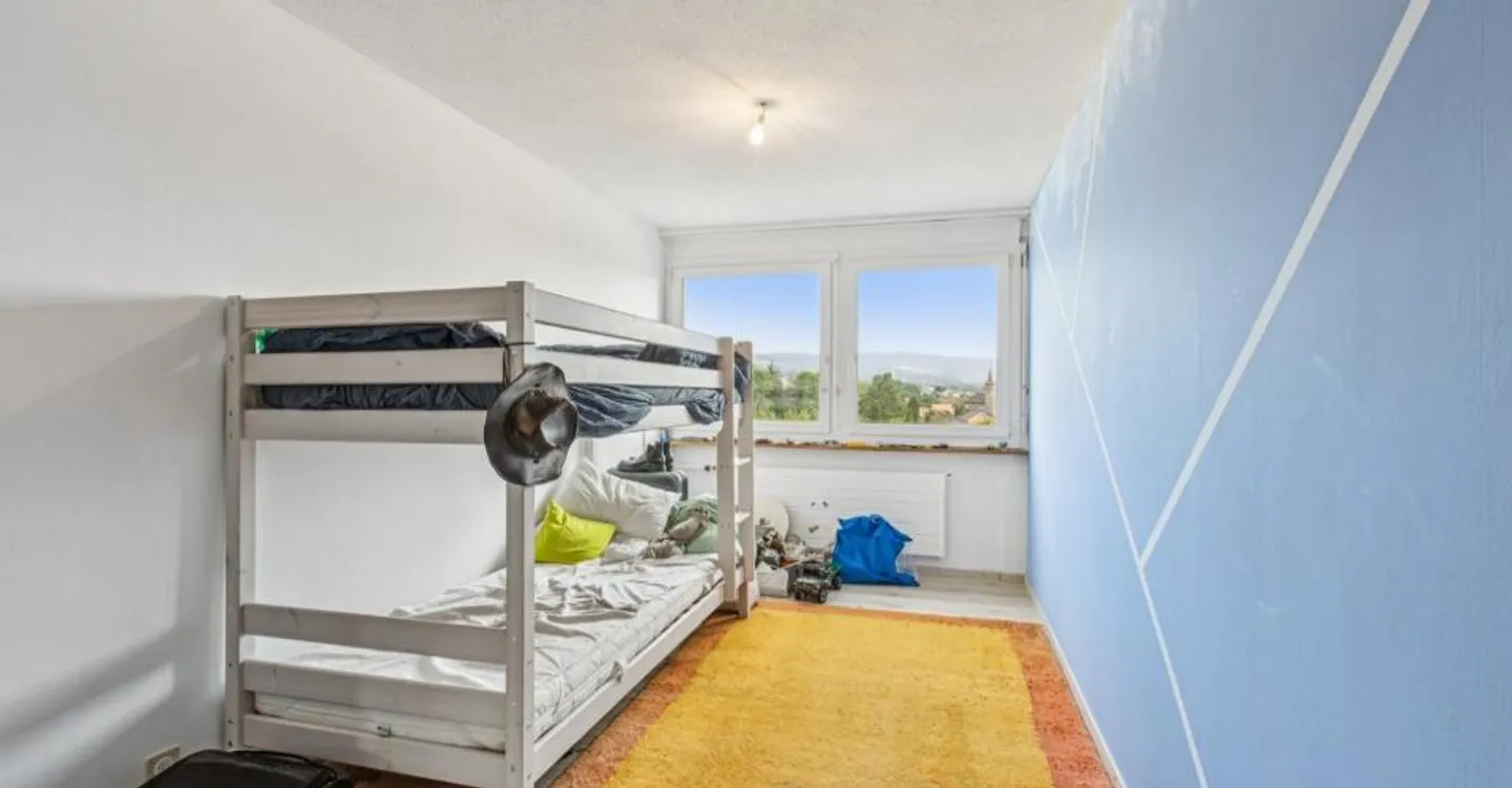 Appartement spacieux de 5.5 pièces - Photo 10 sur 12