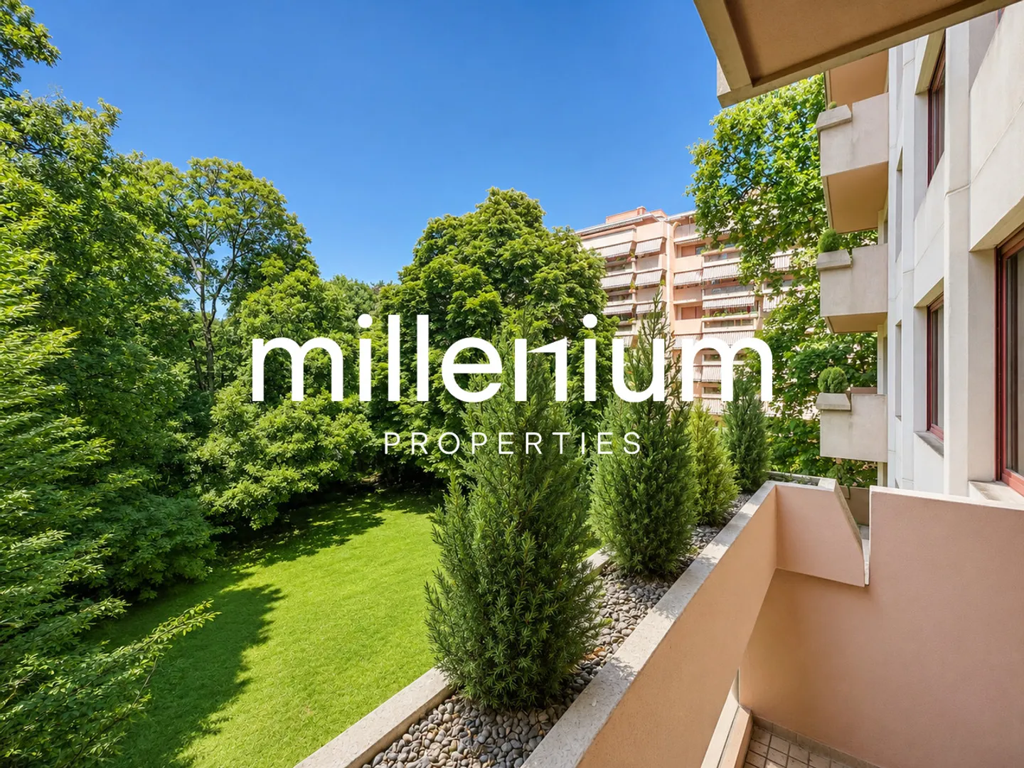Family apartment with balconies in the heart of an exclusive residence - Photo 9 of 11