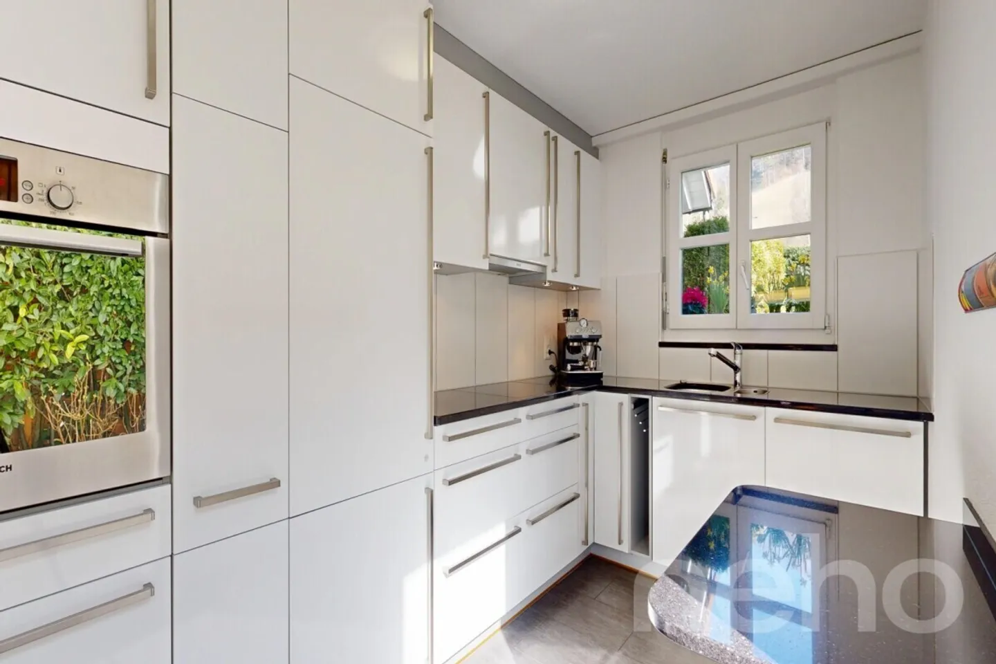 Maison de ville d'angle avec jardin et intimité près de Zurich - Photo 1 sur 12