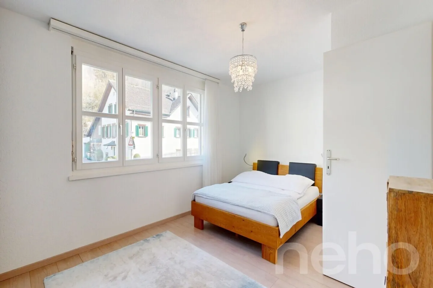 Maison de ville d'angle avec jardin et intimité près de Zurich - Photo 4 sur 12