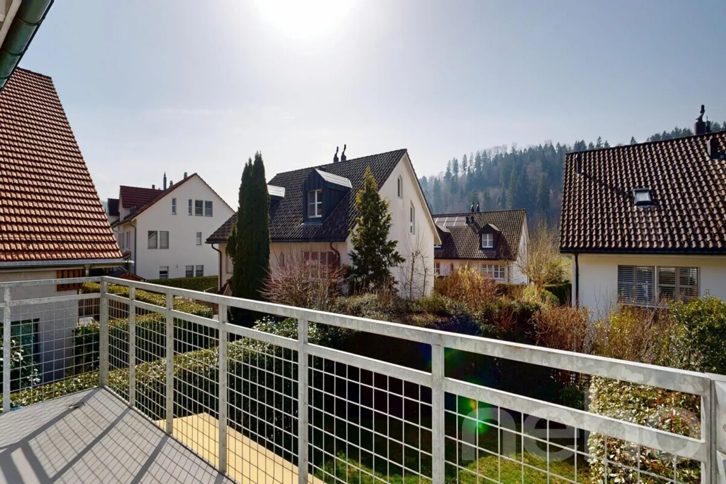 Maison de ville d'angle avec jardin et intimité près de Zurich - Photo 8 sur 12