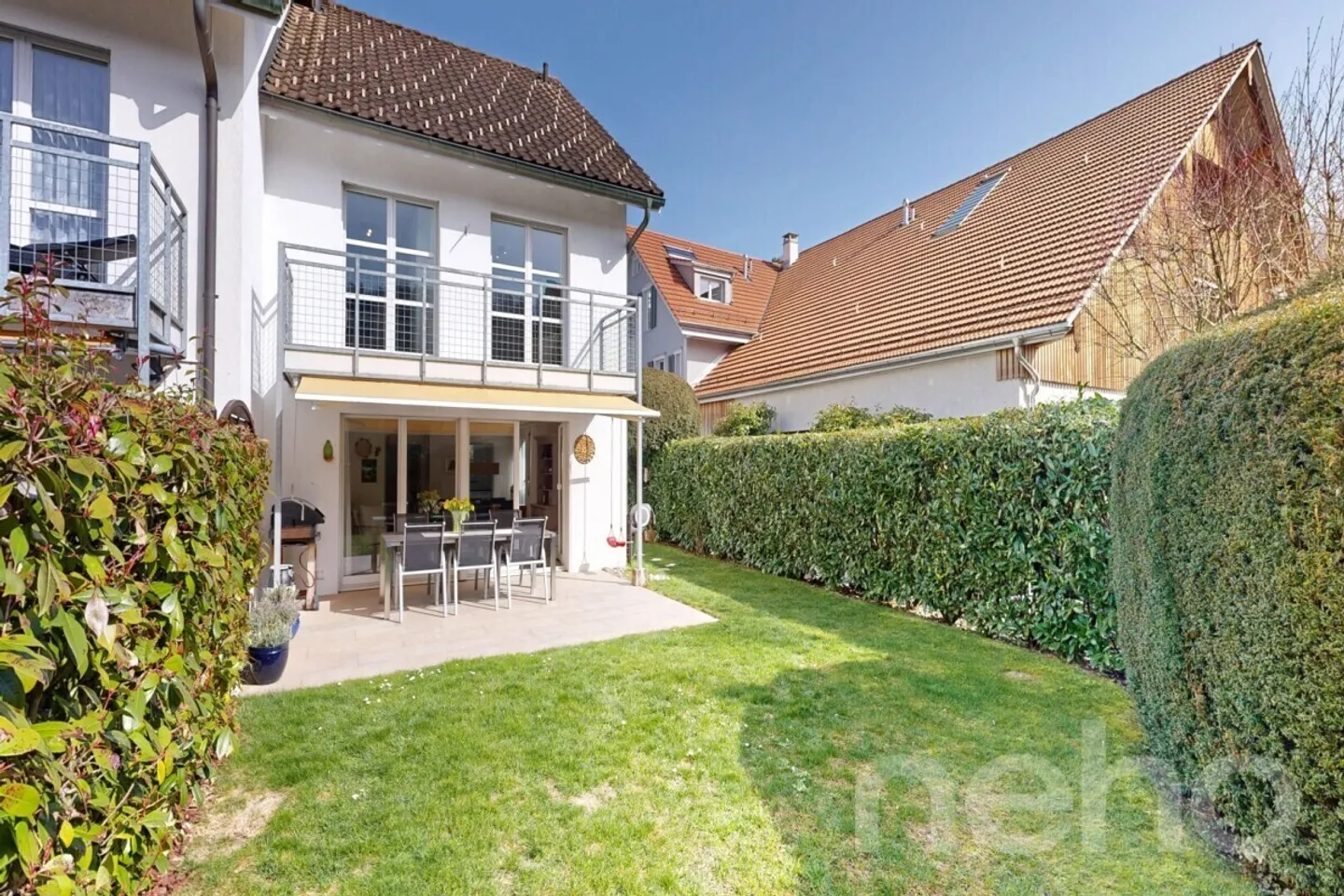 Maison de ville d'angle avec jardin et intimité près de Zurich - Photo 11 sur 12