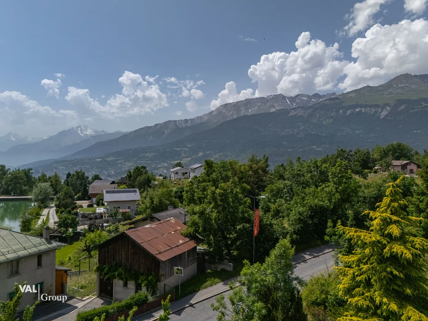 Modern Main Residence in an Alpine Setting - Photo 7 of 9