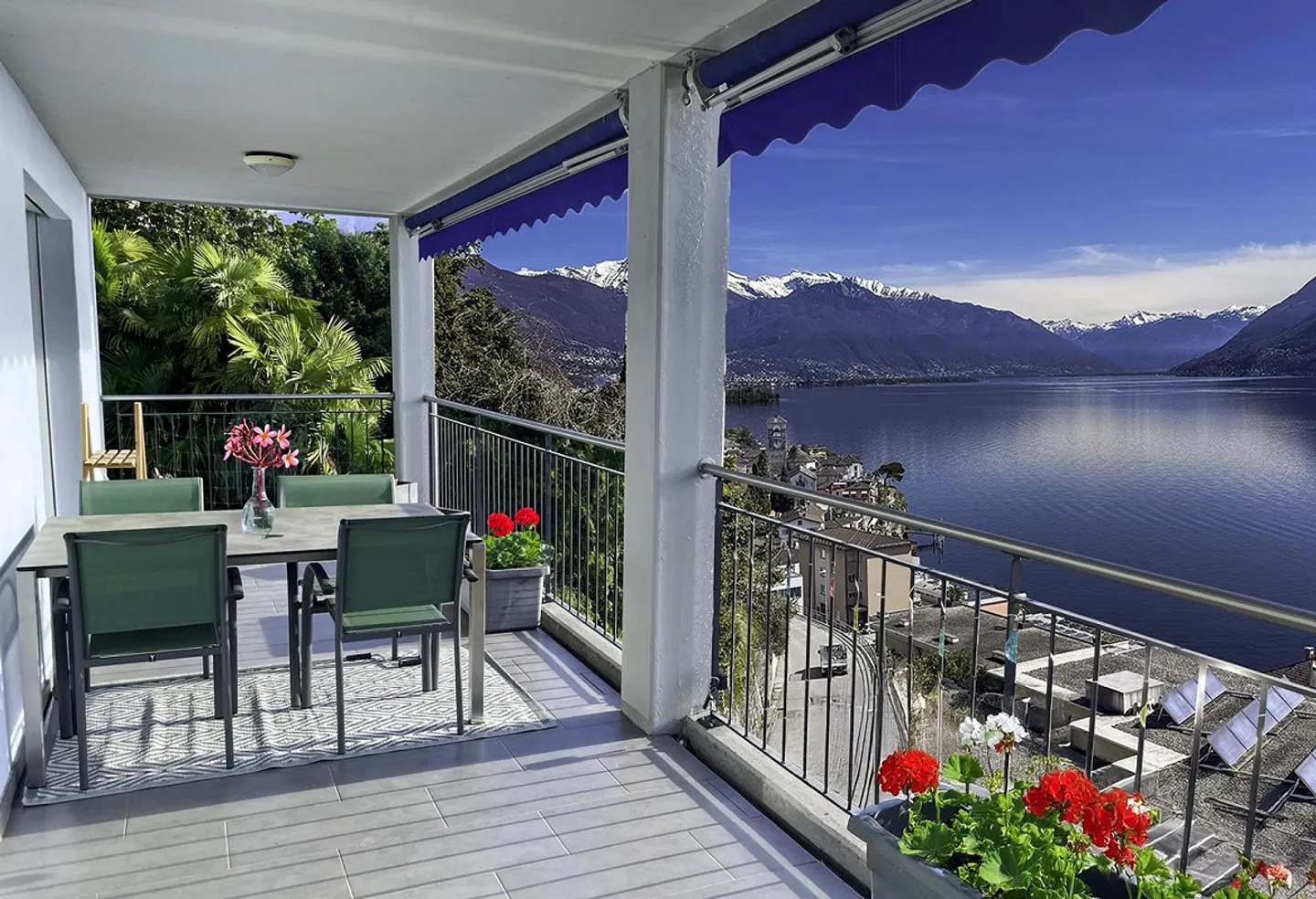 Charmant appartement de 4,5 pièces avec terrasse et vue sur le lac - Photo 1 sur 23