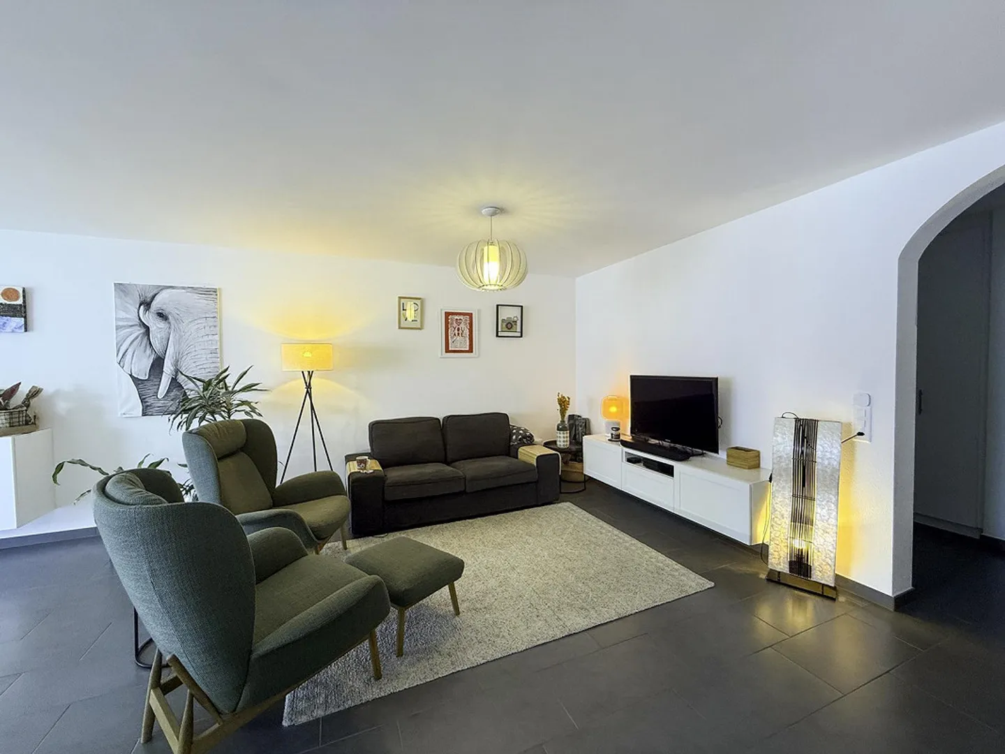 Charmant appartement de 4,5 pièces avec terrasse et vue sur le lac - Photo 7 sur 23