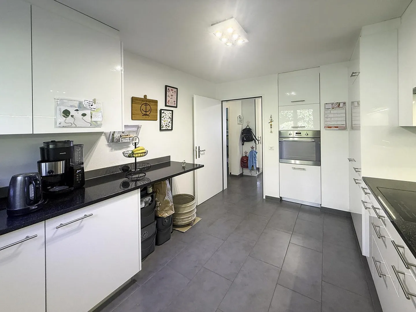 Charmant appartement de 4,5 pièces avec terrasse et vue sur le lac - Photo 9 sur 23