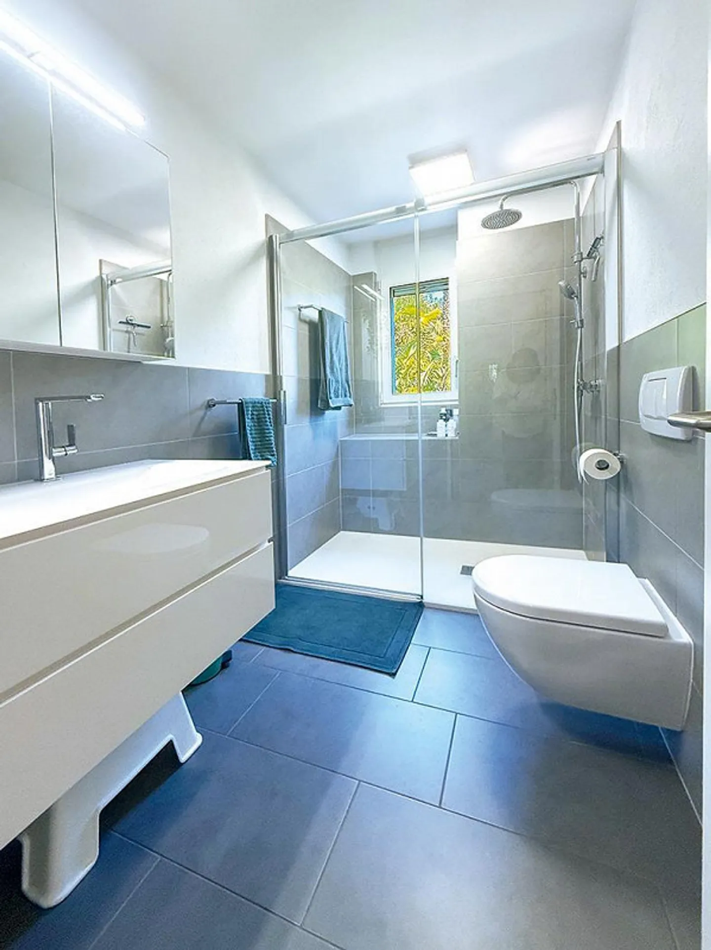 Charmant appartement de 4,5 pièces avec terrasse et vue sur le lac - Photo 17 sur 23