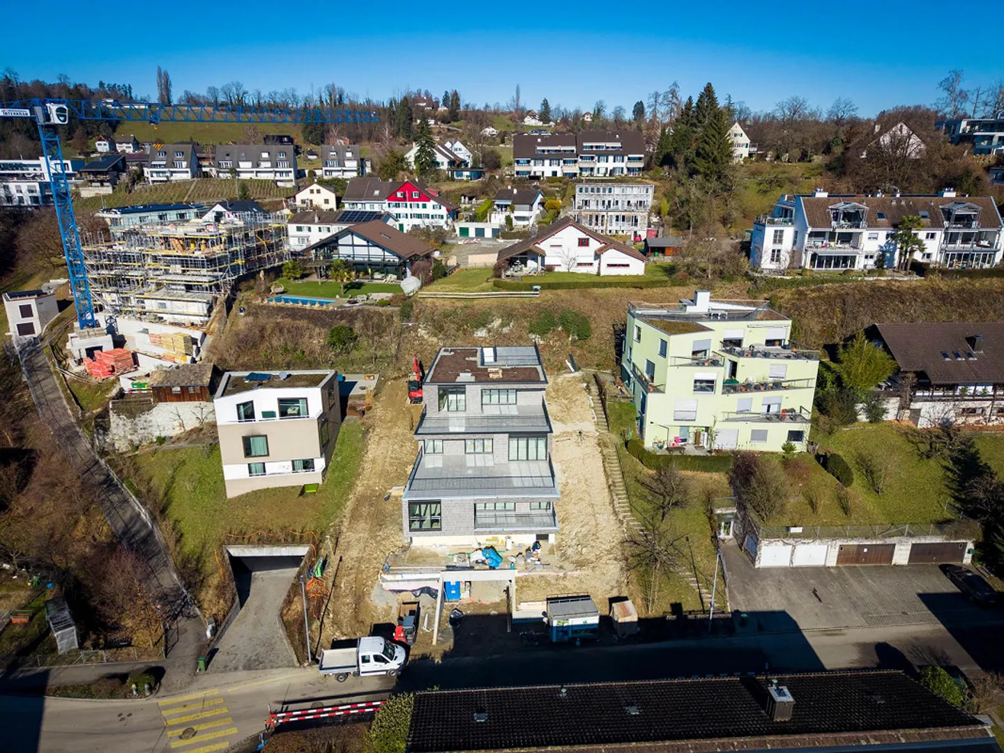 Luxuriöse Terrassenwohnung in Stäfa - Foto 2 von 10